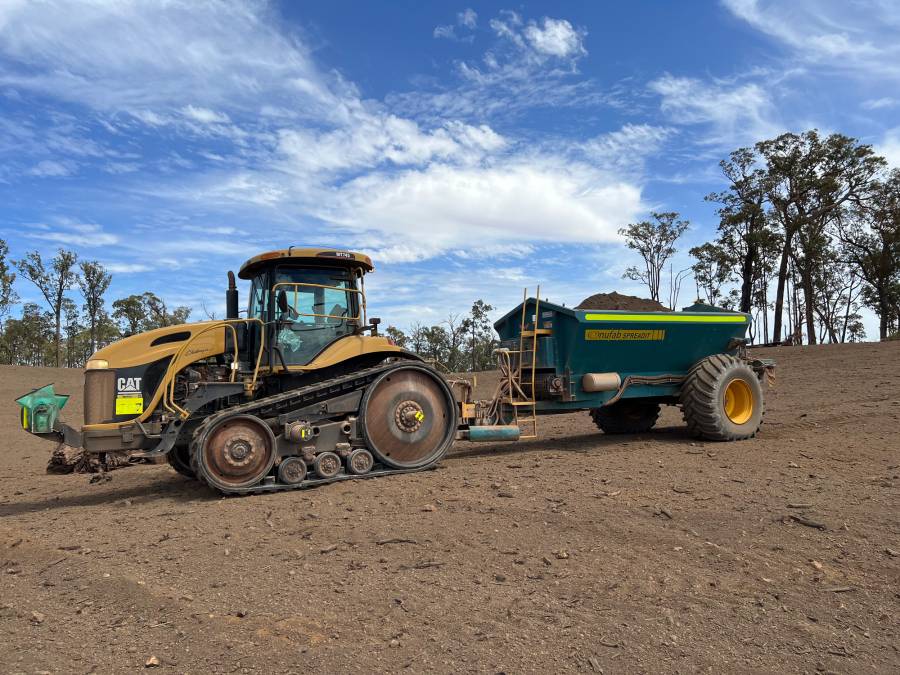 Spec-built Heavy Duty 20m3 Nufab Spreader